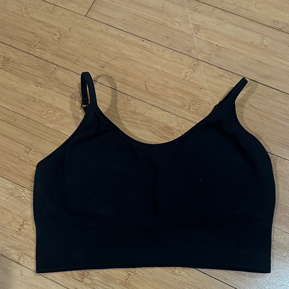 On Gossamer Black Sports Bra - M